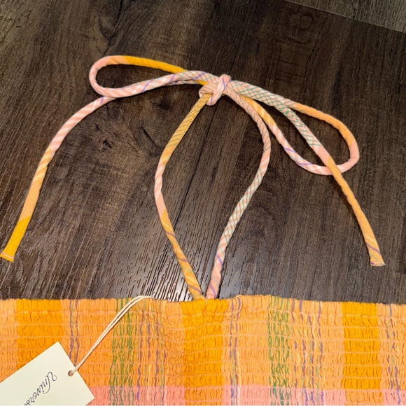 NWT Target Universal Thread Elastic Stretch Halter Crop Top - Picture 2 of 5